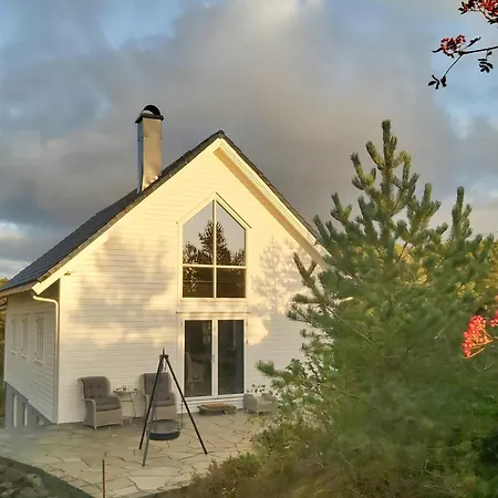 Charming At The Edge Of The Sea Feriehus