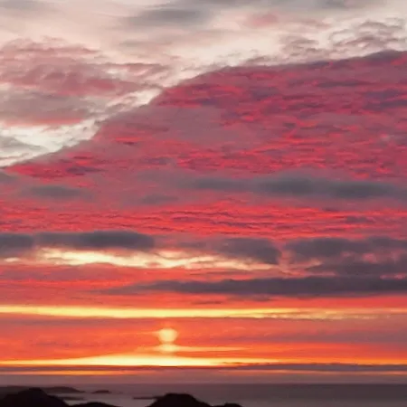 Charming At The Edge Of The Sea *